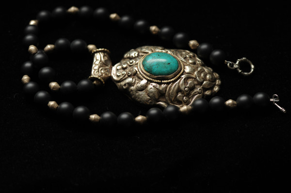 Silver Monkeys with Turquoise Necklace – Tibet by Marijim Thoene