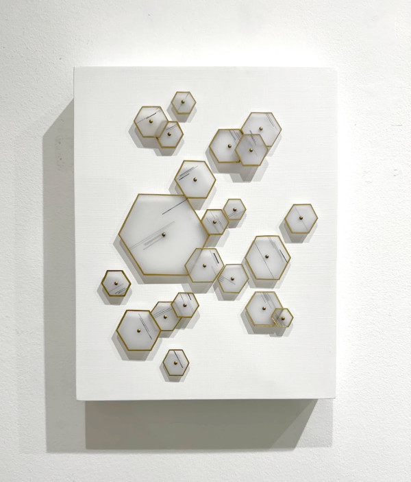 Hexagon Cluster by Natale Adgnot