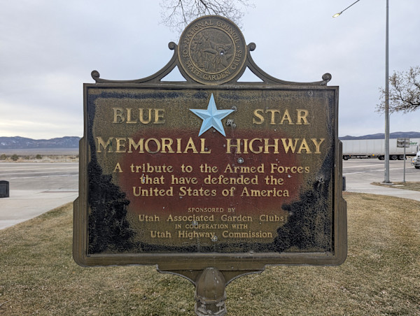 Henry W. Lunt Roadside Park Marker & Blue Star Memorial Highway