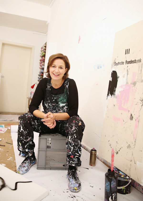 Commission a work / Auftragsarbeiten by Manuela Karin Knaut, Image 2.