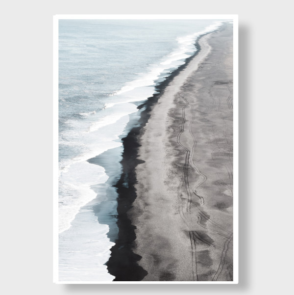 Ocean (Coastline Iceland) by Guadalupe Laiz | Gallery Space