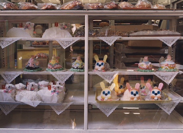 Broadway market: Broadway quality bakery by Marion Faller