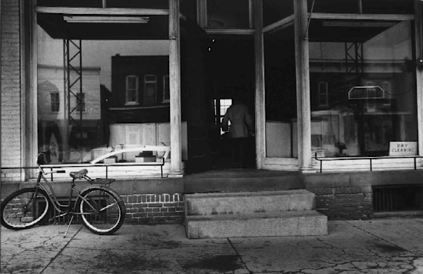 Errand Boy by Robert E. Dorksen, Image 2.