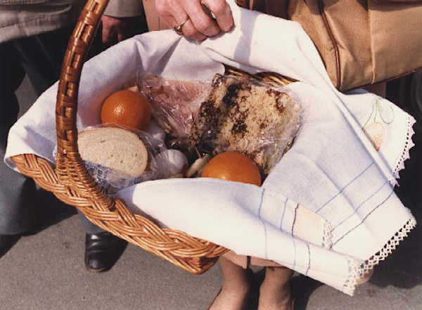 Swienconka:couple w/basket,2 oranges,cloth off by Marion Faller