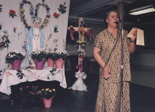 Singer by Marion Faller