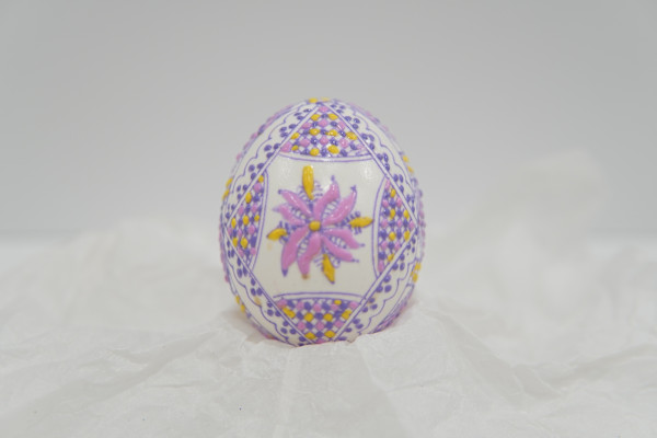 Goose Egg Pisanka by Jennifer Hnat-Glenn