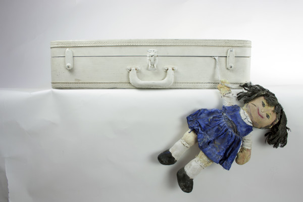 SE LES PERDIO EL SERAFIN, Suitcase by Beatriz Mejia-Krumbein