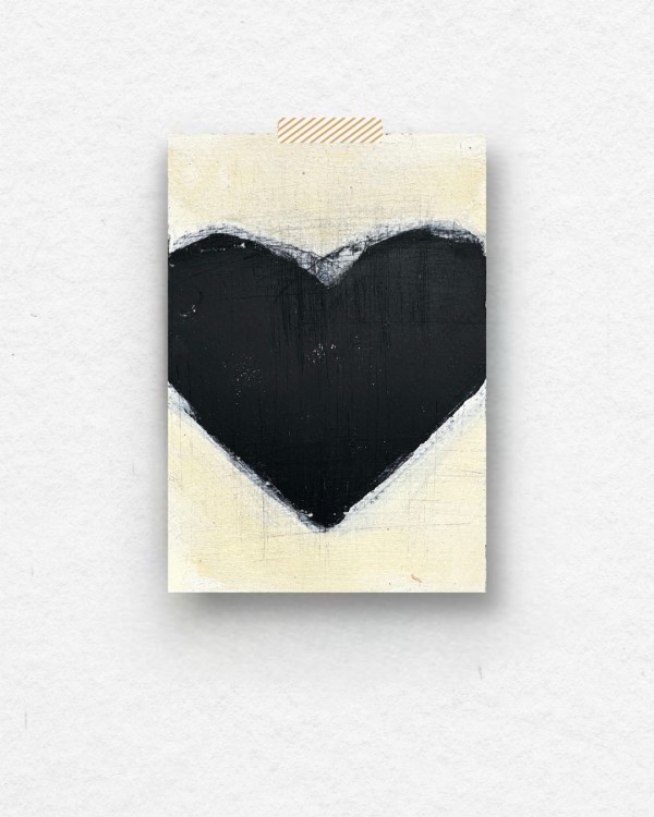 paper hearts 24-77 by Thérèse Murdza