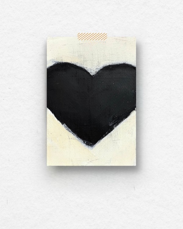 paper hearts 24-79 by Thérèse Murdza