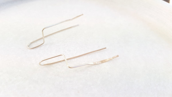 Marks & Lines Earrings (Hammered Seat) by Naomi Eleftheriou