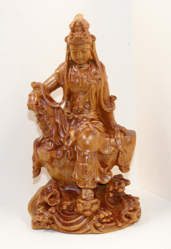 Kwan Yin, Seated