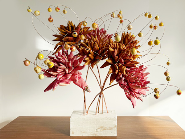 Chrysanthemum. No.01 by Suneeva Saldanha