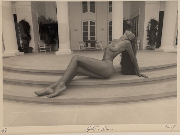 Palm Beach Nude by Sylvie Blum