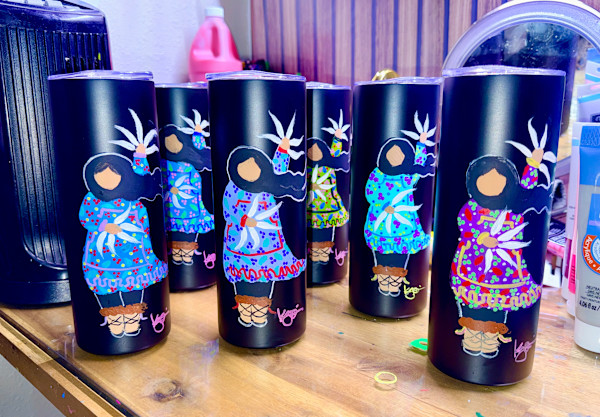 🔥🔥🔥NEWBIES!🔥🔥🔥 Handpainted & Signed 20 Oz Stainless Steel Straight Skinny Water Bottle with Lid by Karen  (Eben) Garcia