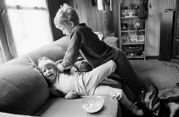 Living with the Enemy, Pictures of Domestic Violence by Photojournalist  and Activist Donna Ferrato : r/UnchainedMelancholy