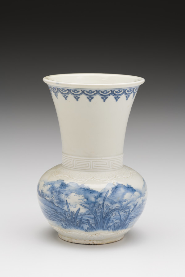 Japanese Hidaro Vase, Meiji Period by Unknown