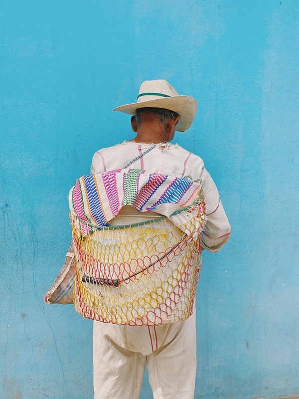 Emiliano y su Puesto de Platanos by LUVIA LAZO, Image 1.