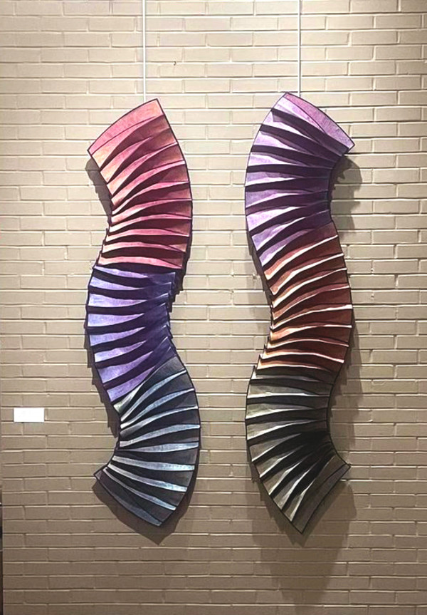Chromatic Wave 3 (large) by Susan Hensel