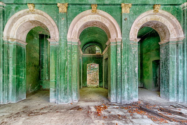 Royal Lounge, Image 1.