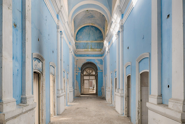 Blue Wing by Bogdan Mihai, Image 1.