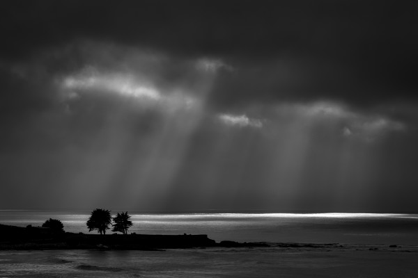 Kakanui - Beach sun Rays by Eric Schusser Photographic Artist