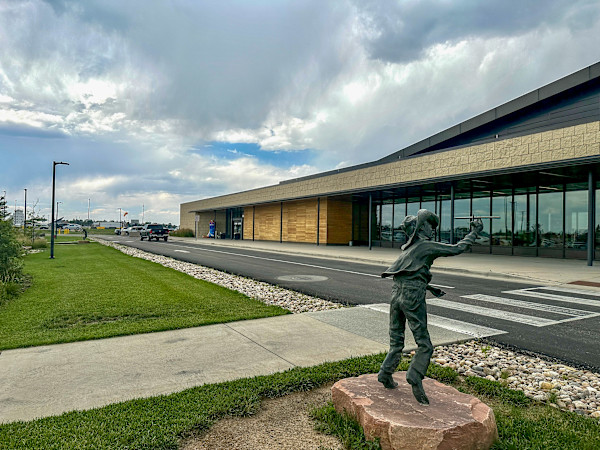 Young Explorer 1 - Cheyenne Regional Airport