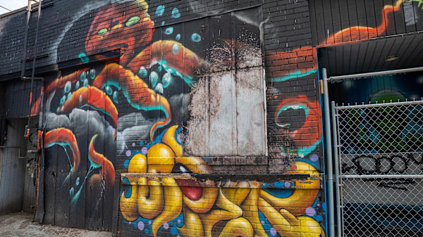 The Lincoln Alleyway by Elvis, MPEK, Ty Scott, Poke, Mask, Kaze, Zay, Pigr, Exile