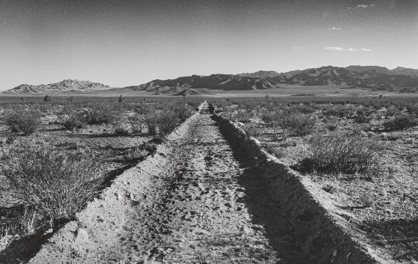 Walter De Maria's Las Vegas Piece, Desert Valley, 95 miles northeast of Las Vegas, Nevada, (view from within), 1969 by Gianfranco Gorgoni