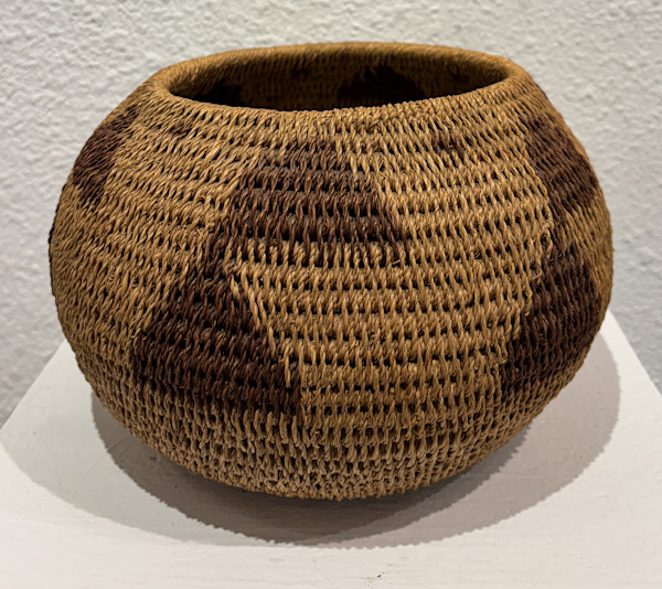 Northern California Basket, Image 1.