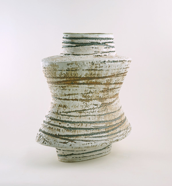 Hour Glass Waisted Oval by Brian O'Neill