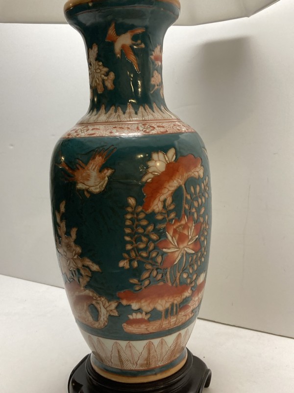 Asian pottery table lamp