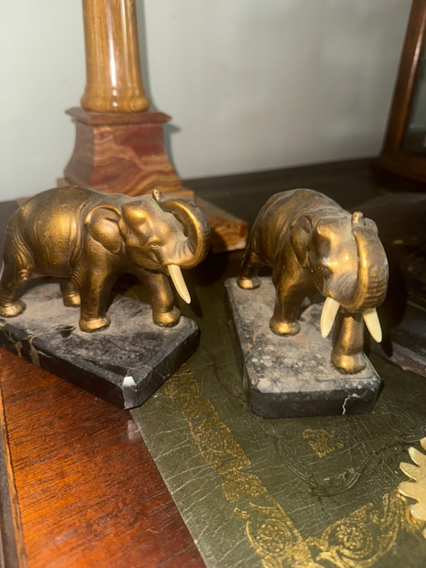 vintage elephant bookends, Image 1.