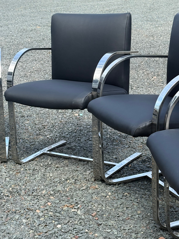 Set of 4 Brno chairs, Image 1.
