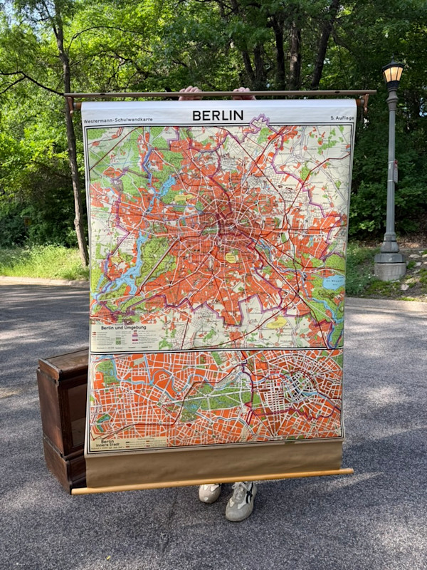 Vintage Berlin wall map, Image 1.