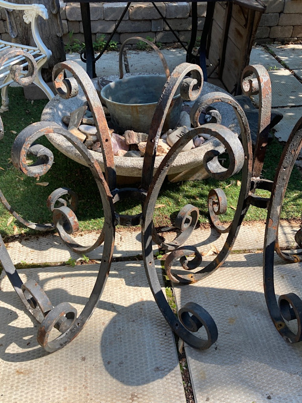 Cast iron garden base