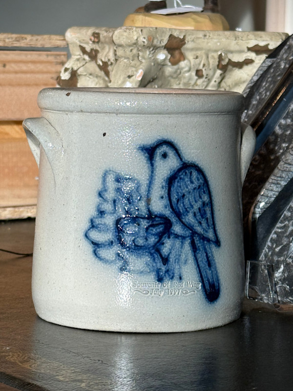 Small Red Wing crock with Bird