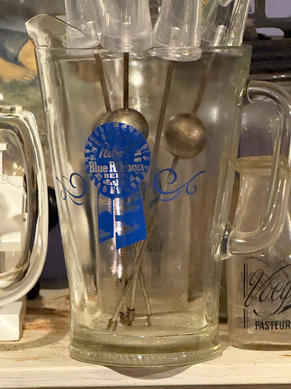 Pabst beer pitcher, Image 1.