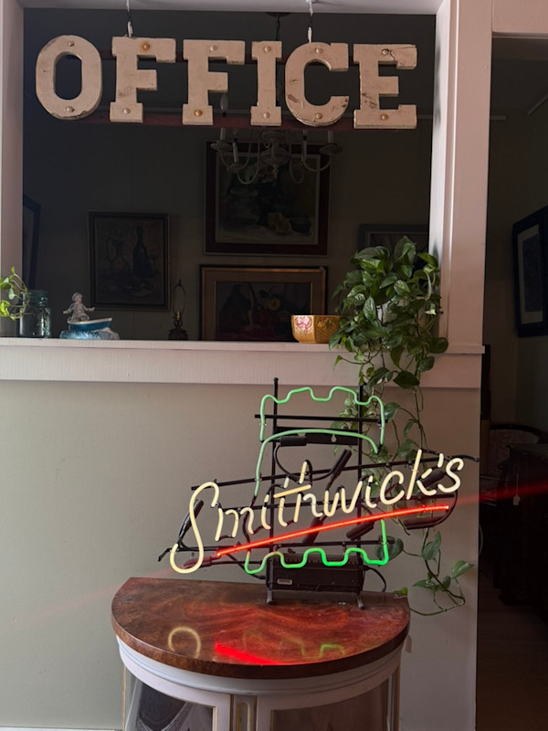 Smithwicks beer neon sign