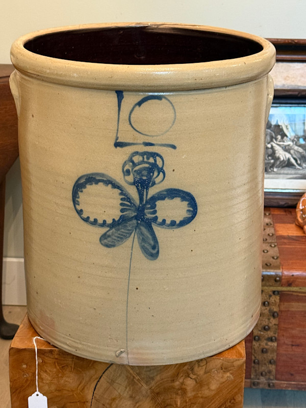 Vintage Red Wing 10 gallon crock