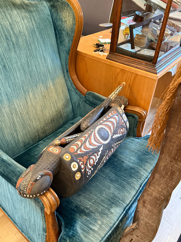 Papua New Guinea garamut drum