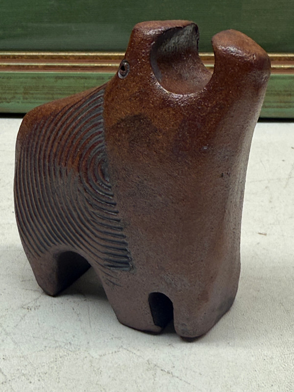 Dan and Lee Ross vintage art pottery sea lion