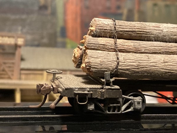 Vintage flatbed log carrier HO gauge toy train