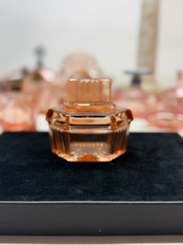 Art Deco pink perfume powder dish