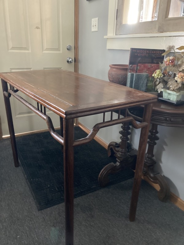 Vintage Chinese entry table