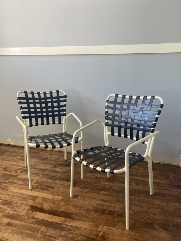 Mid century modern painted aluminum lawn chairs