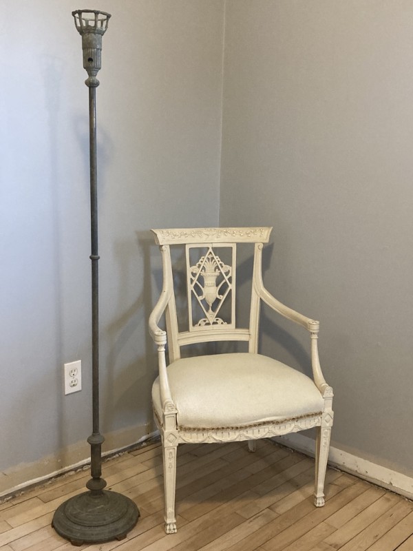 Torchiere floor lamp (as is)