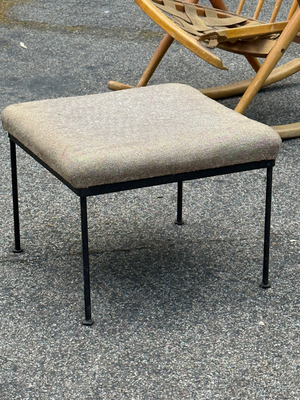 Paul McCobb style stool