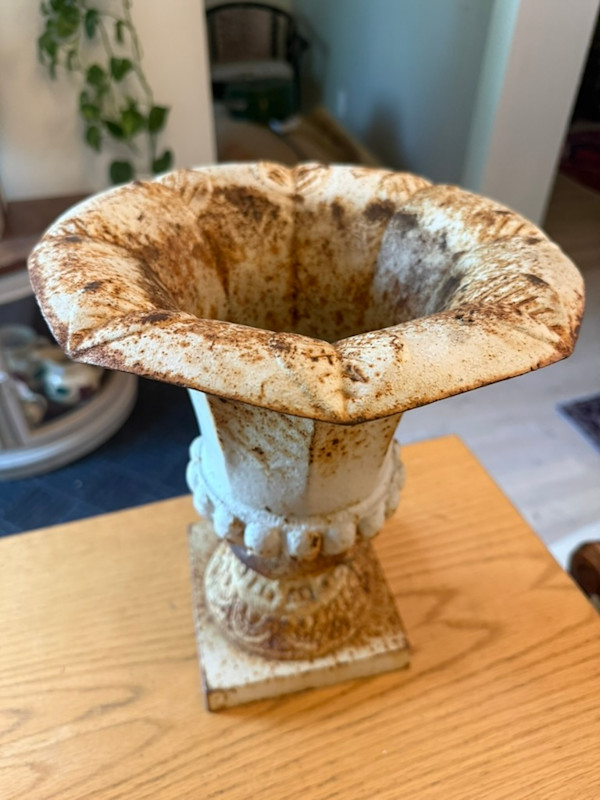 cast iron table top iron urn
