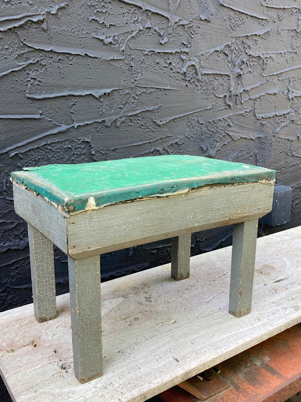 primitive painted ottoman