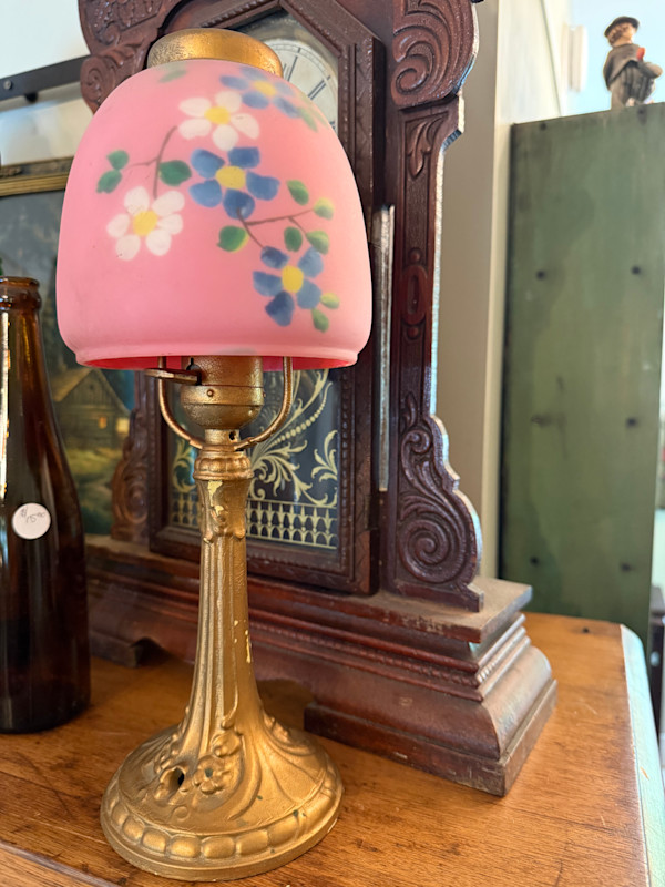 Art glass 1930's table lamp, Image 1.